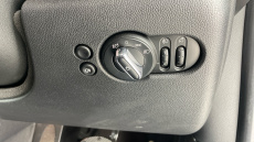 MINI Hatchback 1.5 Cooper Classic Premium 3dr Auto Petrol Hatchback